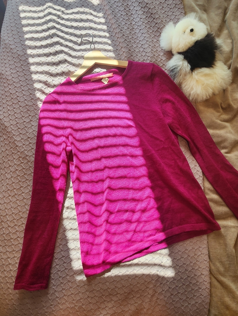 100% Alpaca lightweight fuchsia sweater